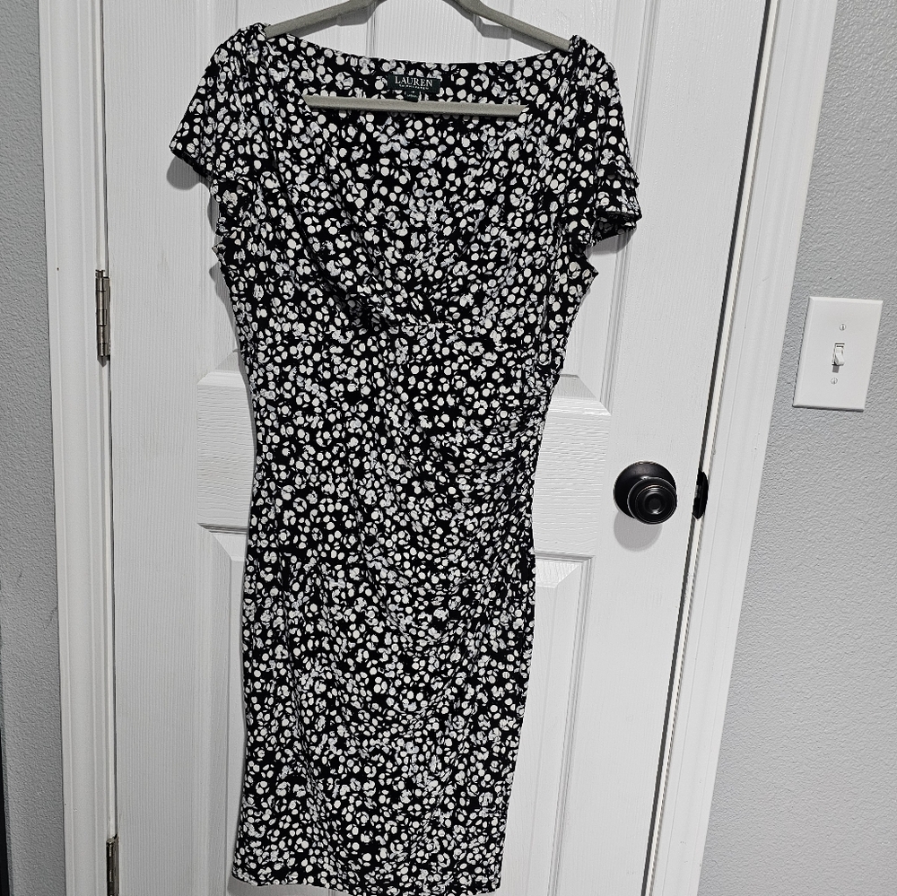Ralph Lauren V-Neck Cowl Wrap Ruched Black and White Dress 12